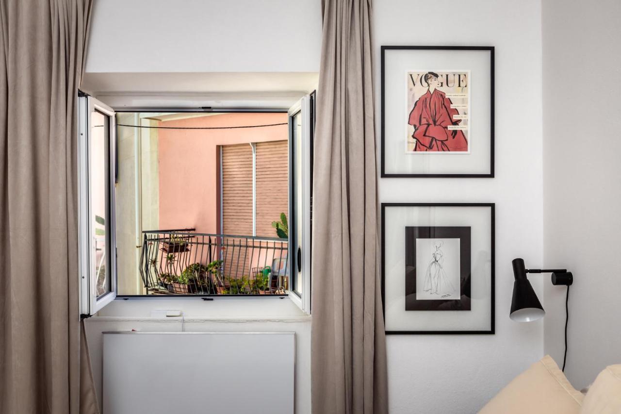 מונליה Suite Contemporanea Tra Le Vie Storiche מראה חיצוני תמונה